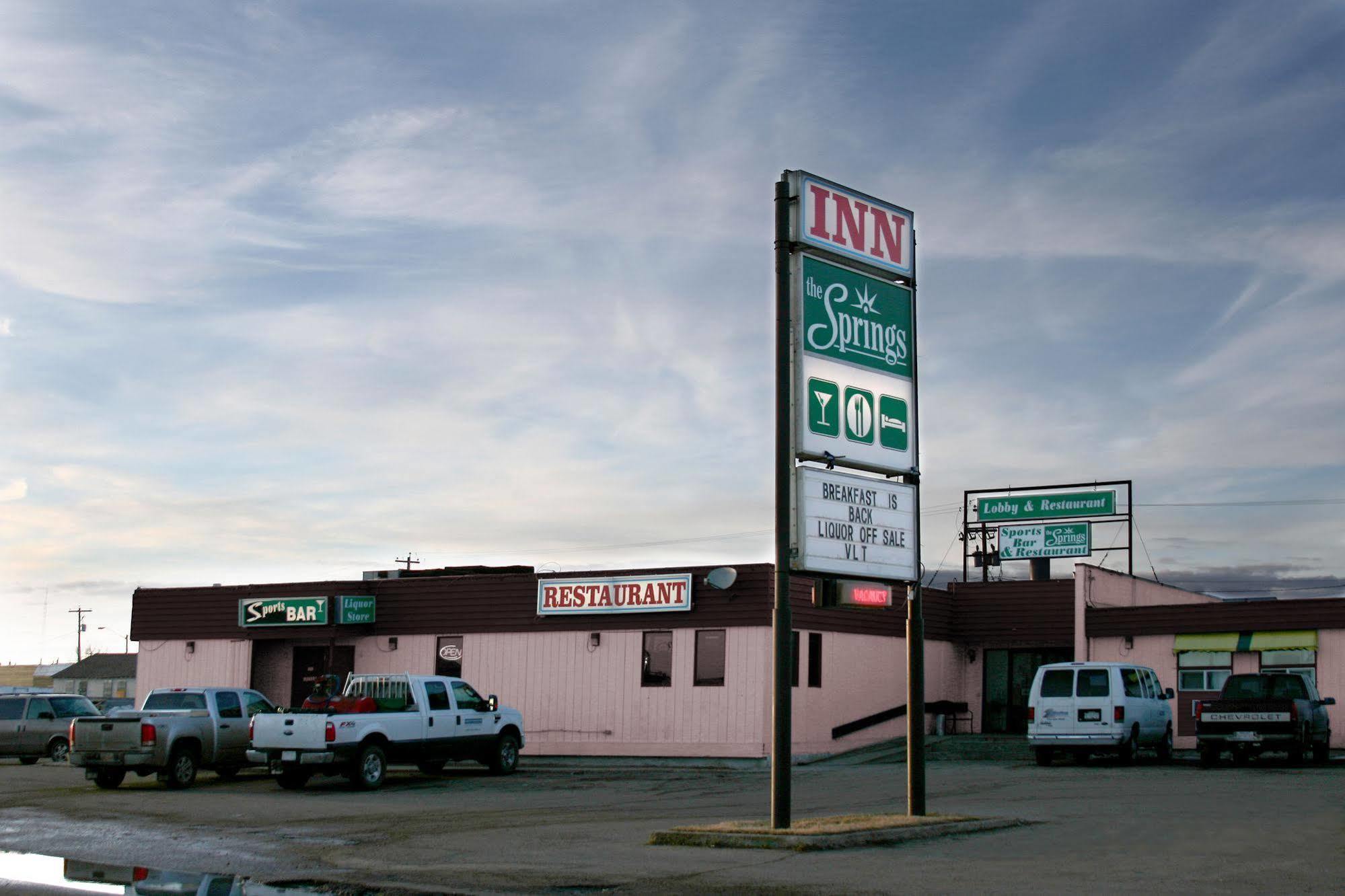 Springs Motor Inn Wainwright Exteriér fotografie