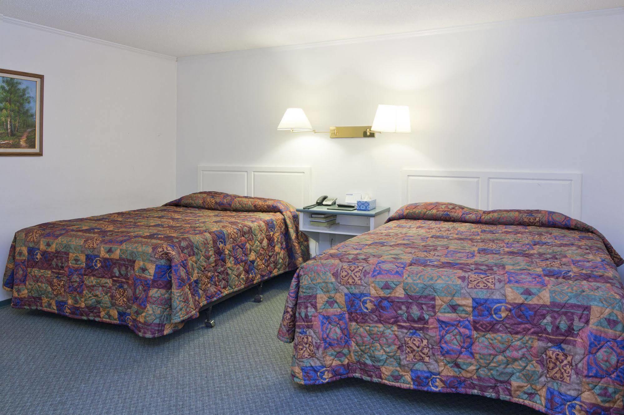 Springs Motor Inn Wainwright Exteriér fotografie